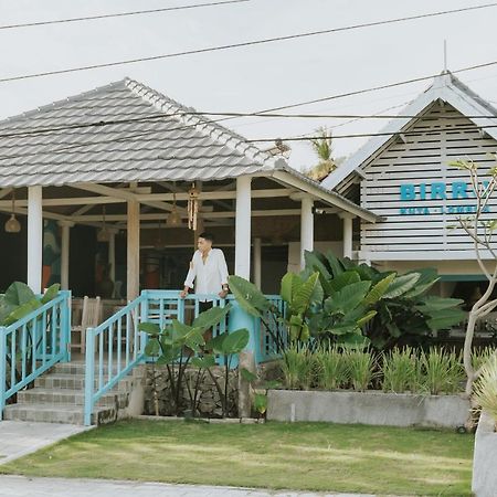 Birru Inn Kuta  エクステリア 写真