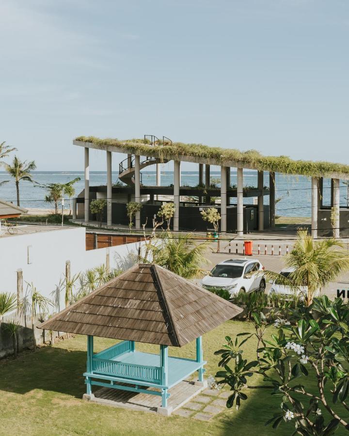 Birru Inn Kuta  エクステリア 写真