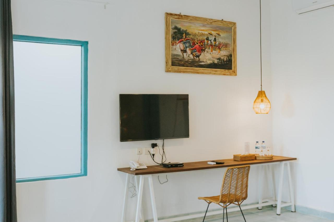 Birru Inn Kuta  エクステリア 写真