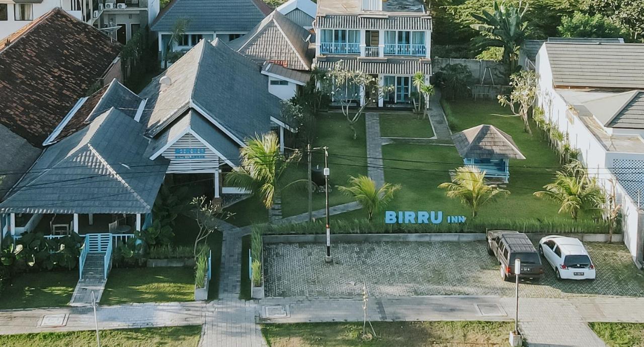 Birru Inn Kuta  エクステリア 写真