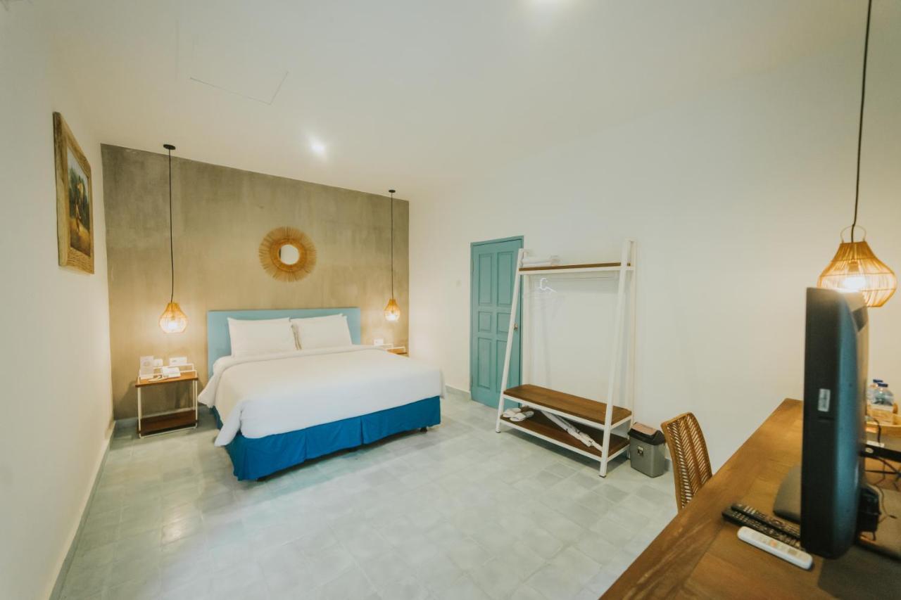Birru Inn Kuta  エクステリア 写真