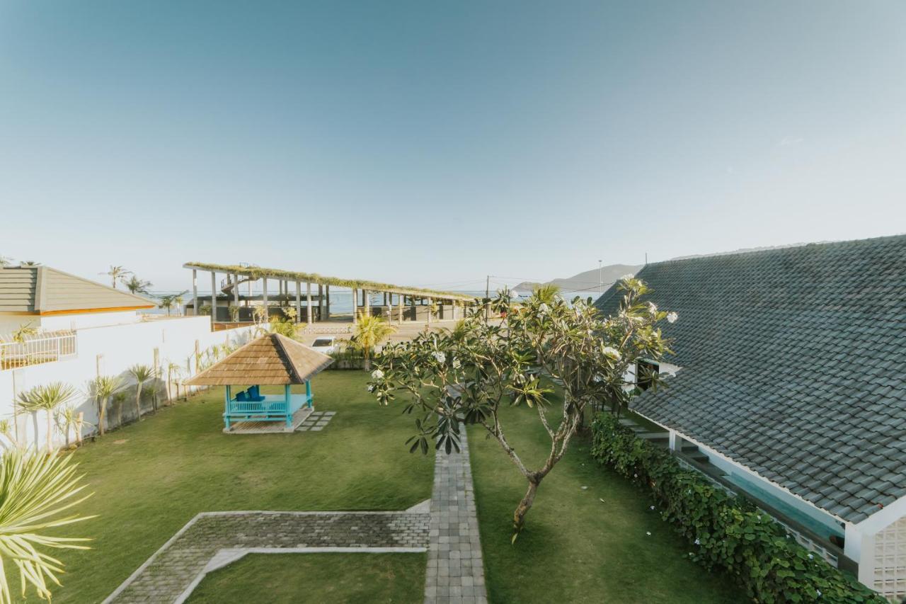 Birru Inn Kuta  エクステリア 写真