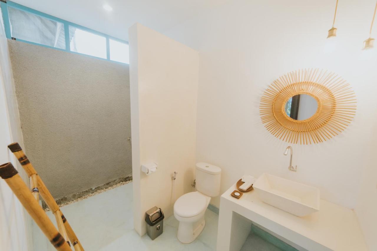 Birru Inn Kuta  エクステリア 写真